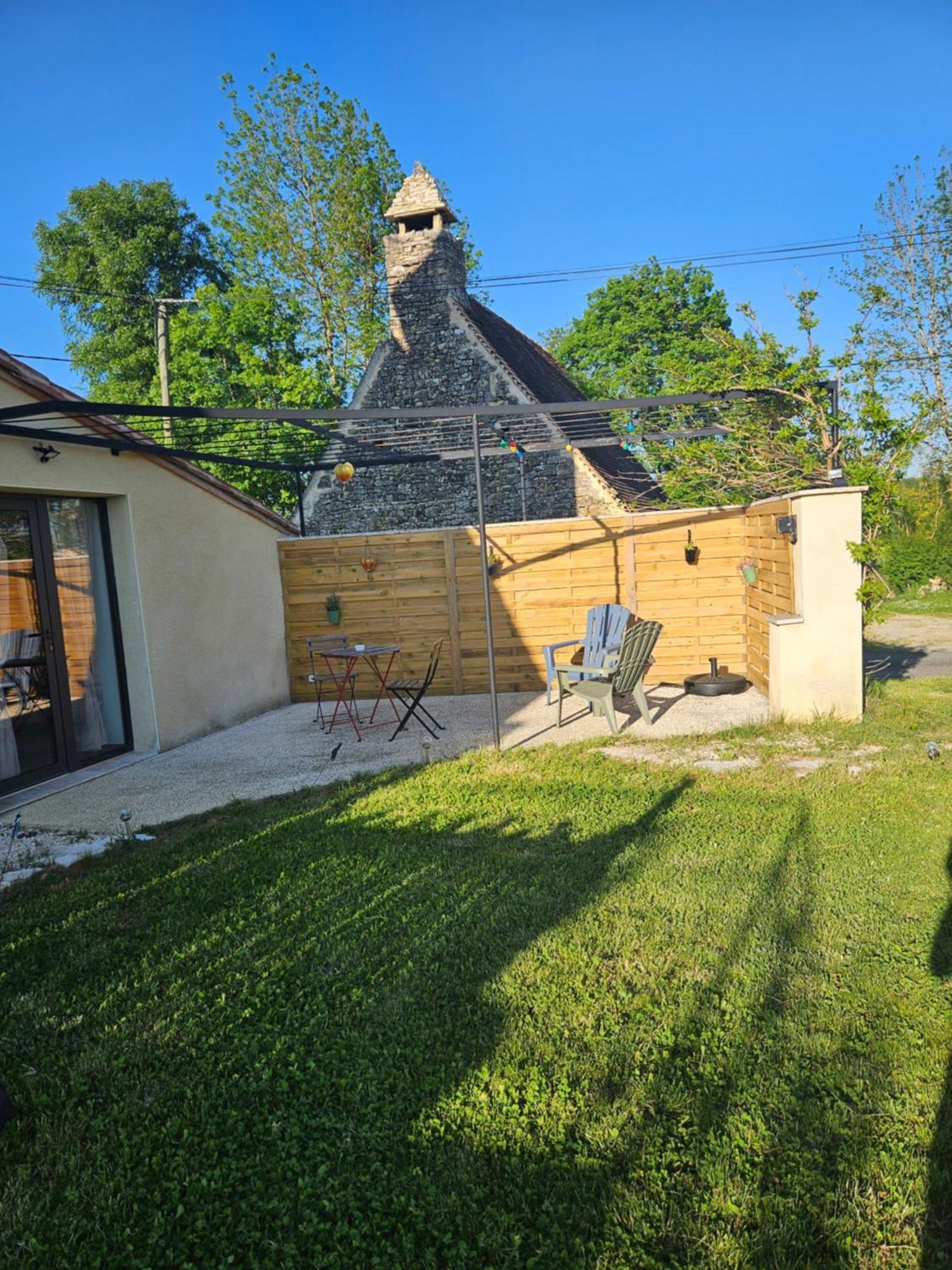 Le Pigeonnier De Coupiac Hotel Gourdon-en-quercy Exterior foto